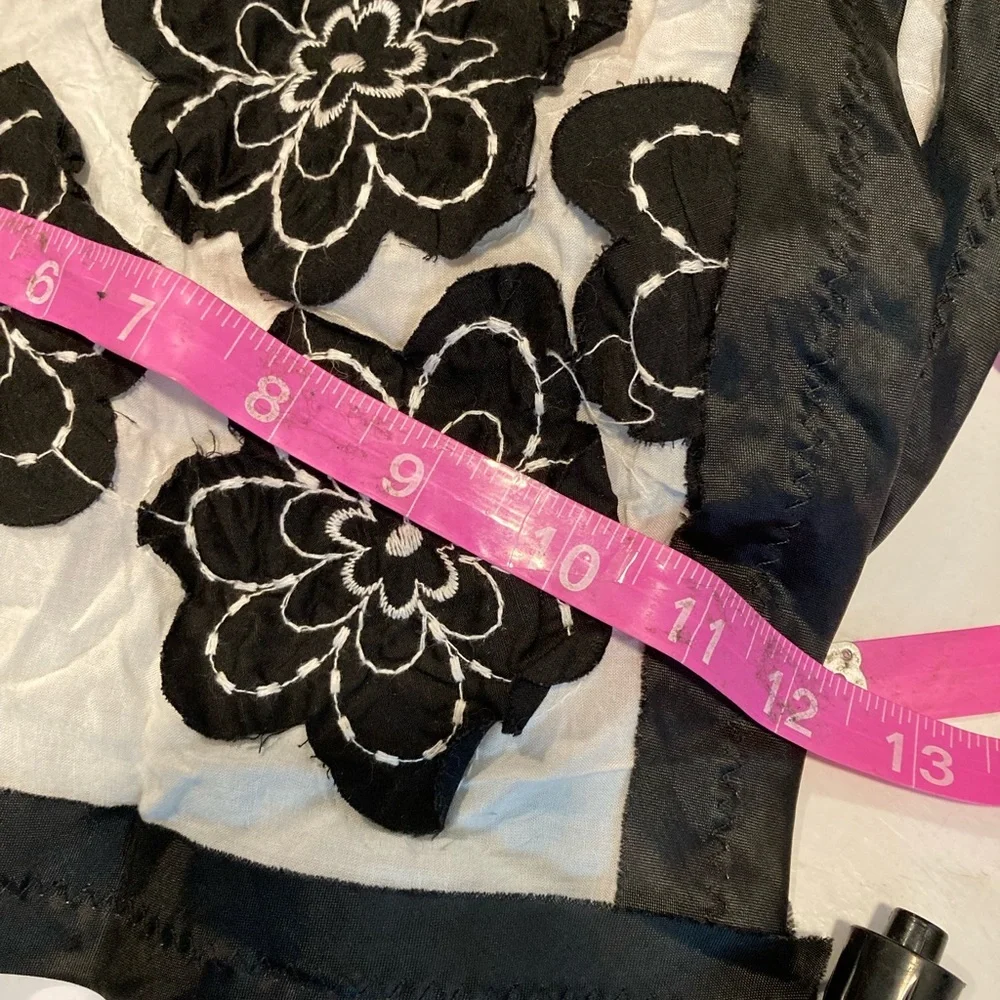 Embroidered 2D Floral Scarf of Silky Applied Fabric Flowers White/Black Floral